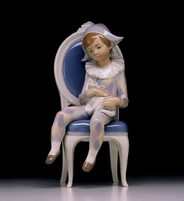 Young Harlequin 1972-99 by Lladro Image is watermarked for copyright protection and is not present on the actual art work.