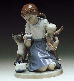 Childs Play 1974-83 by Lladro Image is watermarked for copyright protection and is not present on the actual art work.