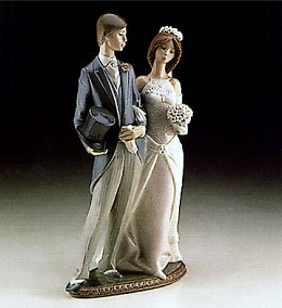 Matrimony 1982-97 by Lladro Image is watermarked for copyright protection and is not present on the actual art work.
