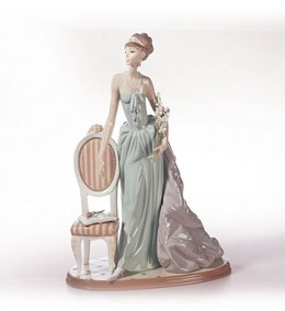 A Lady Of Taste by Lladro Image is watermarked for copyright protection and is not present on the actual art work.