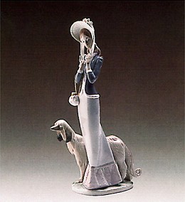 Stepping Out 1988-00 by Lladro Image is watermarked for copyright protection and is not present on the actual art work.
