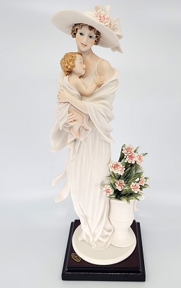 Baby's Love by Giuseppe Armani Image is watermarked for copyright protection and is not present on the actual art work.