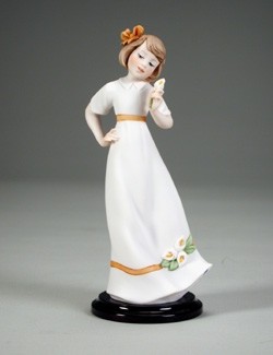 Lily Beth by Giuseppe Armani Image is watermarked for copyright protection and is not present on the actual art work.