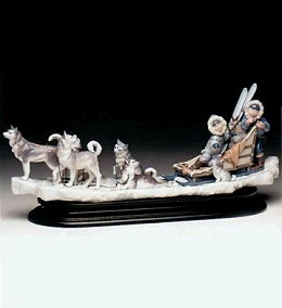 Onward Le1000 1991-93 by Lladro Image is watermarked for copyright protection and is not present on the actual art work.