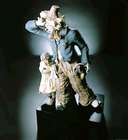 Baggy Pants by Lladro Image is watermarked for copyright protection and is not present on the actual art work.