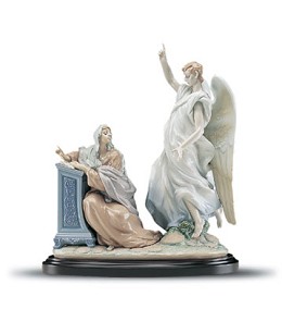 The Annunciation Le1000 1999-2001 by Lladro Image is watermarked for copyright protection and is not present on the actual art work.