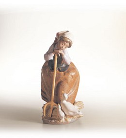 Harvest Helpers by Lladro Image is watermarked for copyright protection and is not present on the actual art work.