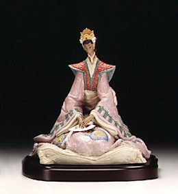 Empress (coloured) 1998-2000 by Lladro Image is watermarked for copyright protection and is not present on the actual art work.