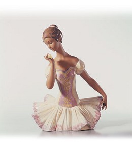 Scent Of A Flower Le1000 2001-C by Lladro Image is watermarked for copyright protection and is not present on the actual art work.