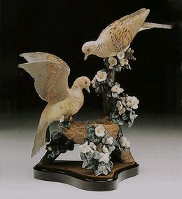 Turtle Dove Nest Le 1200  1980-94 by Lladro Image is watermarked for copyright protection and is not present on the actual art work.