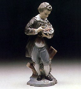Doncel With Roses 1971-79 by Lladro Image is watermarked for copyright protection and is not present on the actual art work.