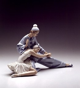 Closing Scene 1974-96 by Lladro Image is watermarked for copyright protection and is not present on the actual art work.