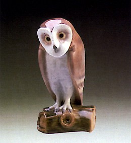 Barn Owl 1987-90 by Lladro Image is watermarked for copyright protection and is not present on the actual art work.
