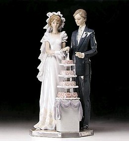 Wedding Cake 1989-96 by Lladro Image is watermarked for copyright protection and is not present on the actual art work.