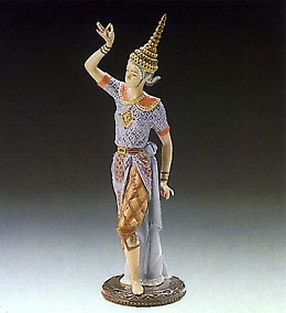 Male Siamese Dancer 1989-93 by Lladro Image is watermarked for copyright protection and is not present on the actual art work.