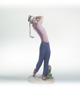 On The Green 1993-02 by Lladro Image is watermarked for copyright protection and is not present on the actual art work.