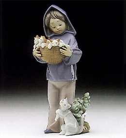 Mother's Little Helper by Lladro Image is watermarked for copyright protection and is not present on the actual art work.