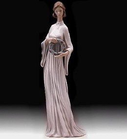 Unity 1997-99 by Lladro Image is watermarked for copyright protection and is not present on the actual art work.