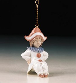 Little Harlequin by Lladro Image is watermarked for copyright protection and is not present on the actual art work.