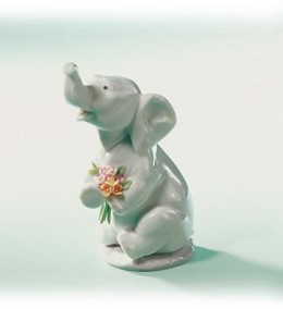 Lucky In Love by Lladro Image is watermarked for copyright protection and is not present on the actual art work.