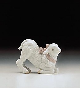 Baby Girl Lamb 1998-00 by Lladro Image is watermarked for copyright protection and is not present on the actual art work.