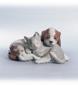 Bosom Buddies 1999-02 by Lladro Image is watermarked for copyright protection and is not present on the actual art work.