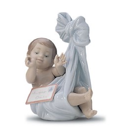 Heavens Gift (boy) 1999-01 by Lladro Image is watermarked for copyright protection and is not present on the actual art work.