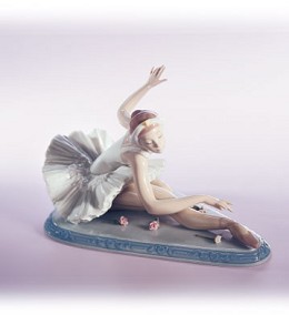 Ovation 1998-99 Le3000 by Lladro Image is watermarked for copyright protection and is not present on the actual art work.