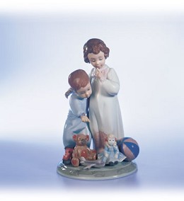 Thank You Santa! by Lladro Image is watermarked for copyright protection and is not present on the actual art work.