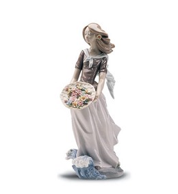 Ocean Offering 2000-01 by Lladro Image is watermarked for copyright protection and is not present on the actual art work.