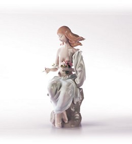 Serene Moment 2000-02 by Lladro Image is watermarked for copyright protection and is not present on the actual art work.