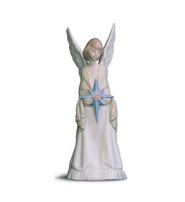 Star Of The Heavens 2001 Only by Lladro Image is watermarked for copyright protection and is not present on the actual art work.