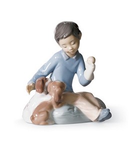 Growing Up Together by Lladro Image is watermarked for copyright protection and is not present on the actual art work.