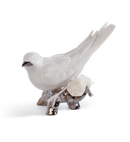 Sweet Sounds Of The Morning (re-Deco) by Lladro Image is watermarked for copyright protection and is not present on the actual art work.