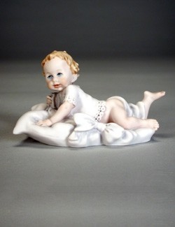Newcomer by Giuseppe Armani Image is watermarked for copyright protection and is not present on the actual art work.