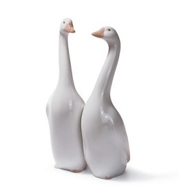 Geese by Lladro Image is watermarked for copyright protection and is not present on the actual art work.