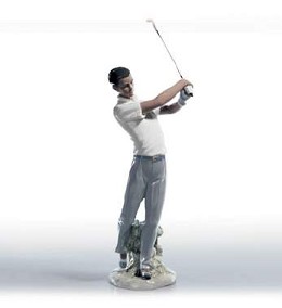 The Perfect Swing by Lladro Image is watermarked for copyright protection and is not present on the actual art work.