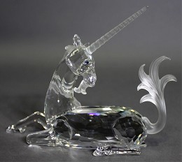 Swarovski Unicorn 1996 Fabulous Creatures by Swarovski Crystal Image is watermarked for copyright protection and is not present on the actual art work.