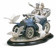 Lladro CAR IN TROUBLE