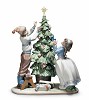Lladro&nbsp;Trimming The Tree