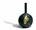 Lladro Canvas Vase Flower Twig. Golden Lustre