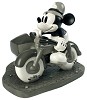 WDCC Disney Classics The Dog Napper Mickey Mouse On PatrolPorcelain Figurine