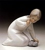 Lladro Little Girl With Slippers 1969-93