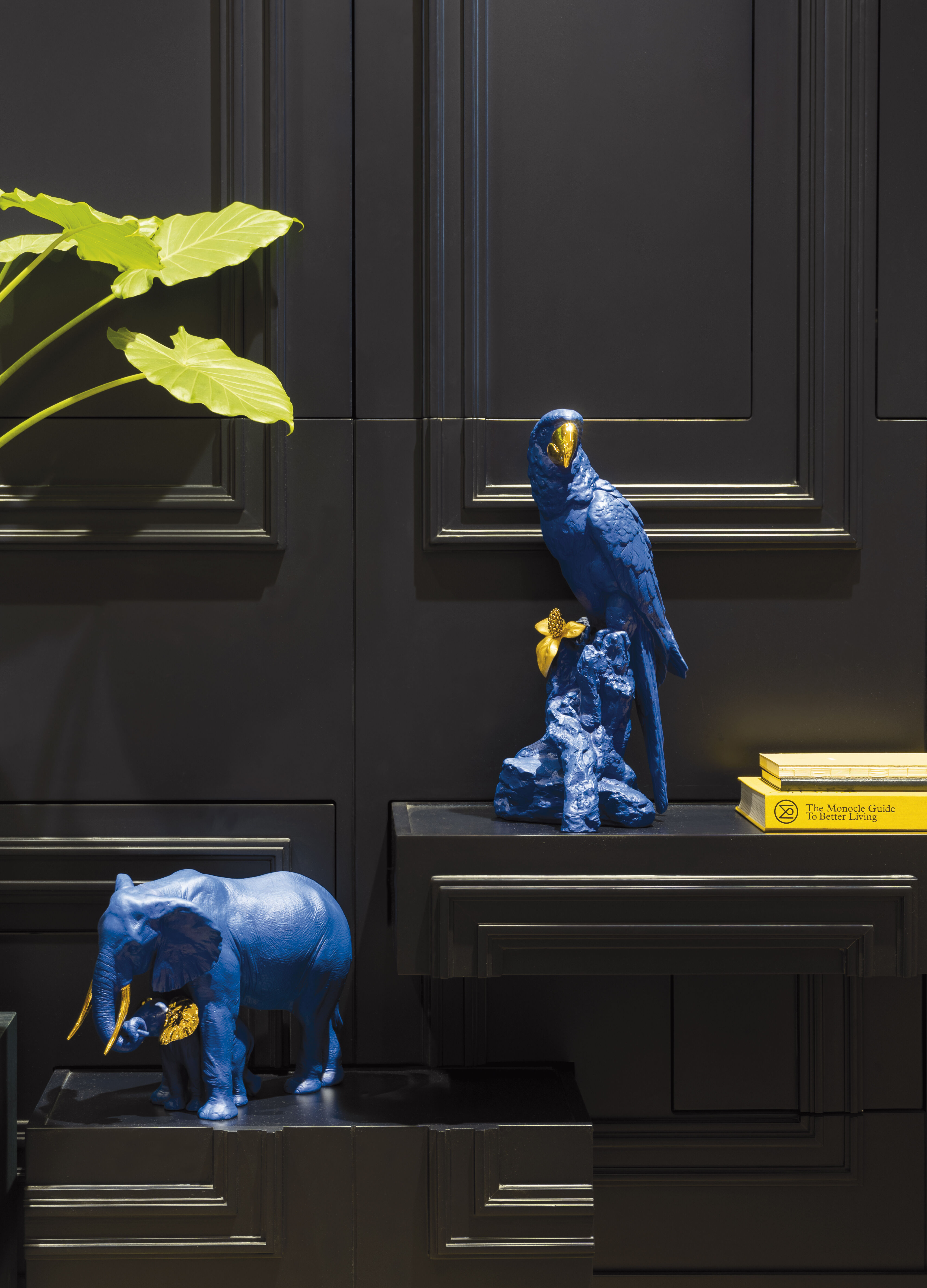 lladro blue elephant