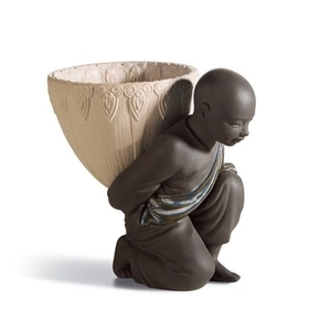 Lladro POTPOURRI GIFT (BLACK) Porcelain Figurine