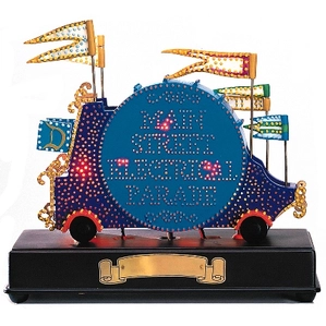 _Main Street Parade Mickeys Drum