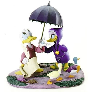 Disney Fine Art And WDCC Walt Disney Classics Collection .