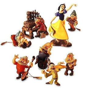 _Snow White And The Seven Dwarfs Ornament Set