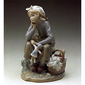 Dutch Girl With Doll 1972-84 by Lladro | Handcrafted Spanish