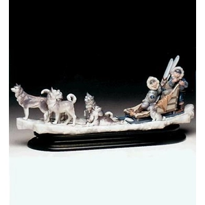 Lladro Onward Le1000 1991-93 Porcelain Figurine